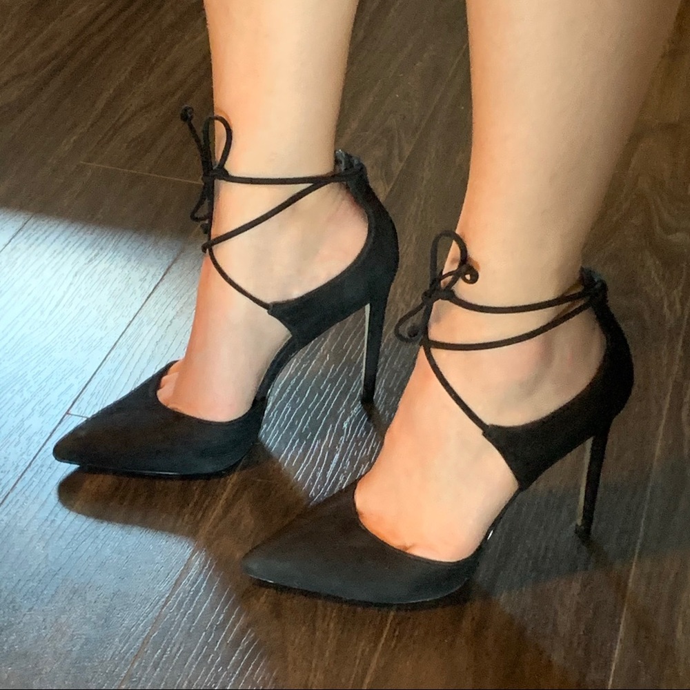Black Steve Madden high heels